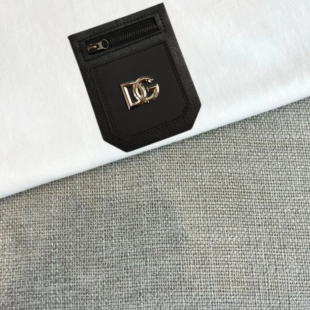 ，DG 2026 Classic T ， ， ， ， ， 。 ， ， ， ， 。 ， ，Breathable ， 、 。 ， ， ， 。 T ， ， 。2026 ， ， 。S XXL（ 173，140 M ）